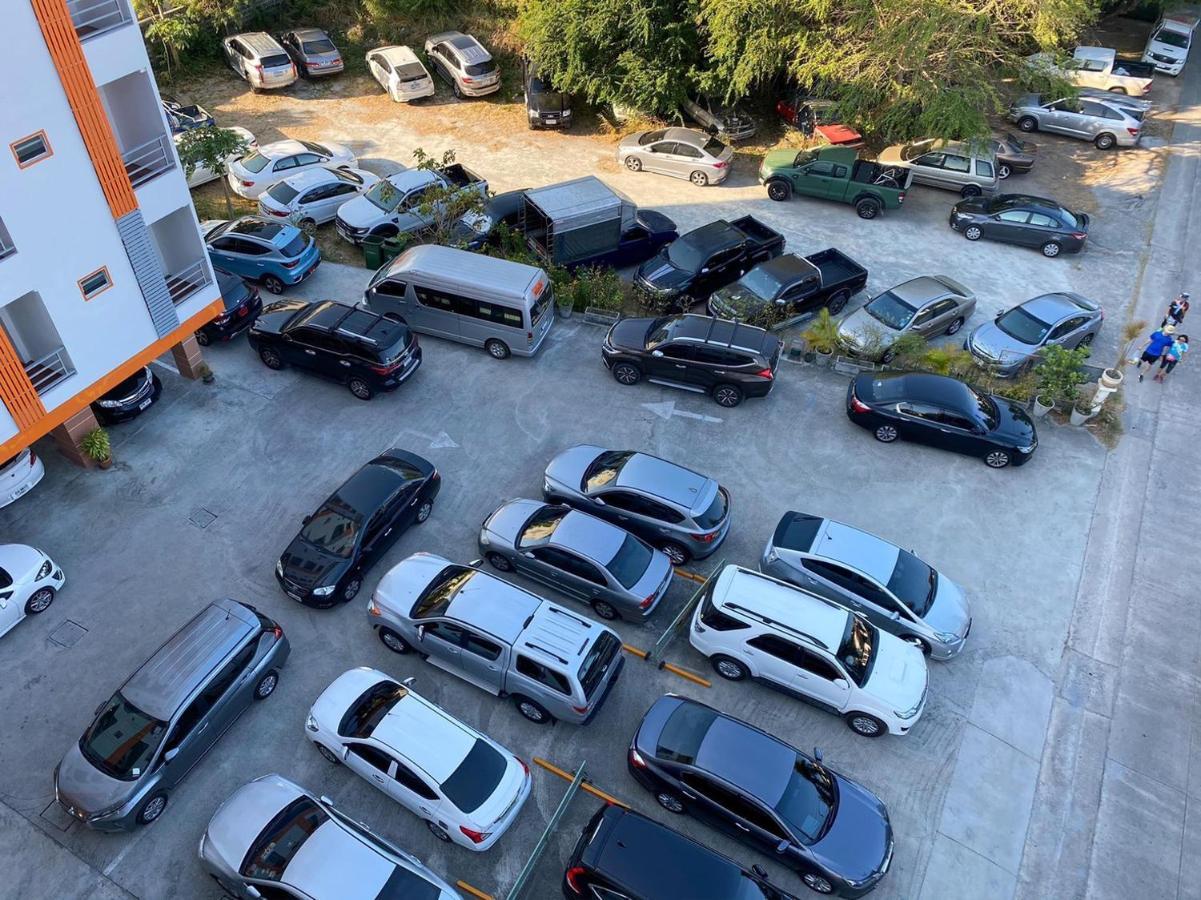 V At Bangsaen Ξενοδοχείο Εξωτερικό φωτογραφία